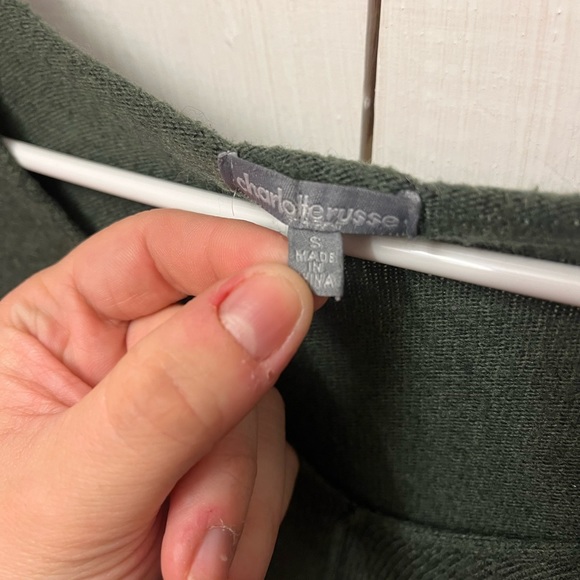 Green Long Sweater - Picture 3 of 3